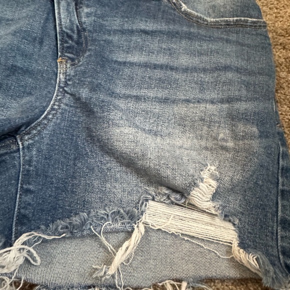RISEN JEANS Distressed Women Asymmetrical Denim Distressed Shorts - Size Large - Picture 5 of 10